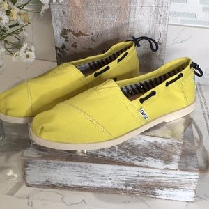 Women’s yellow TOMS  Nautical Biminis shoes